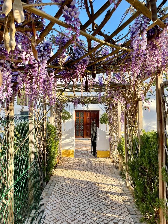 Entrecolinas Bed & Breakfast Paderne  Bagian luar foto