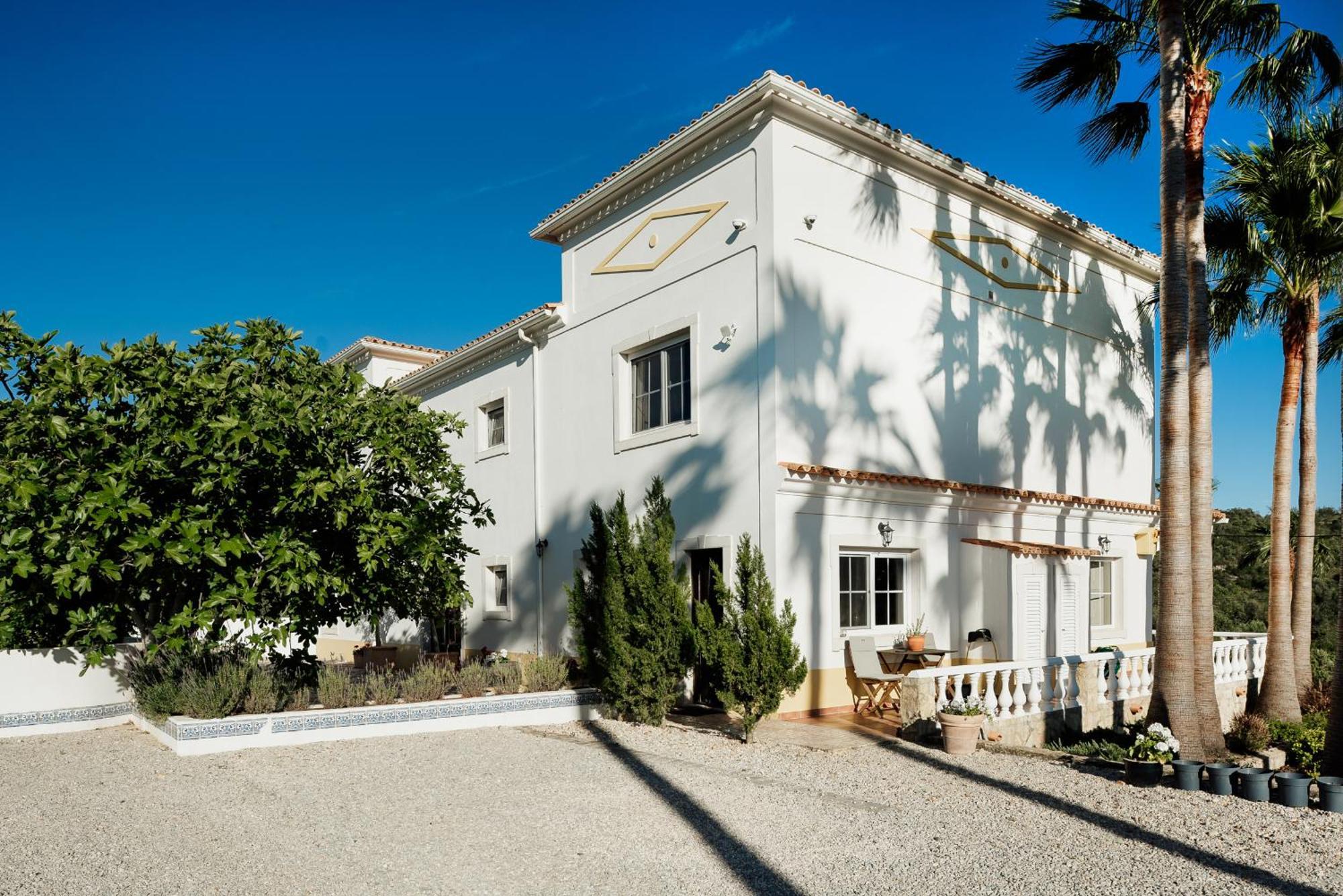 Entrecolinas Bed & Breakfast Paderne  Bagian luar foto