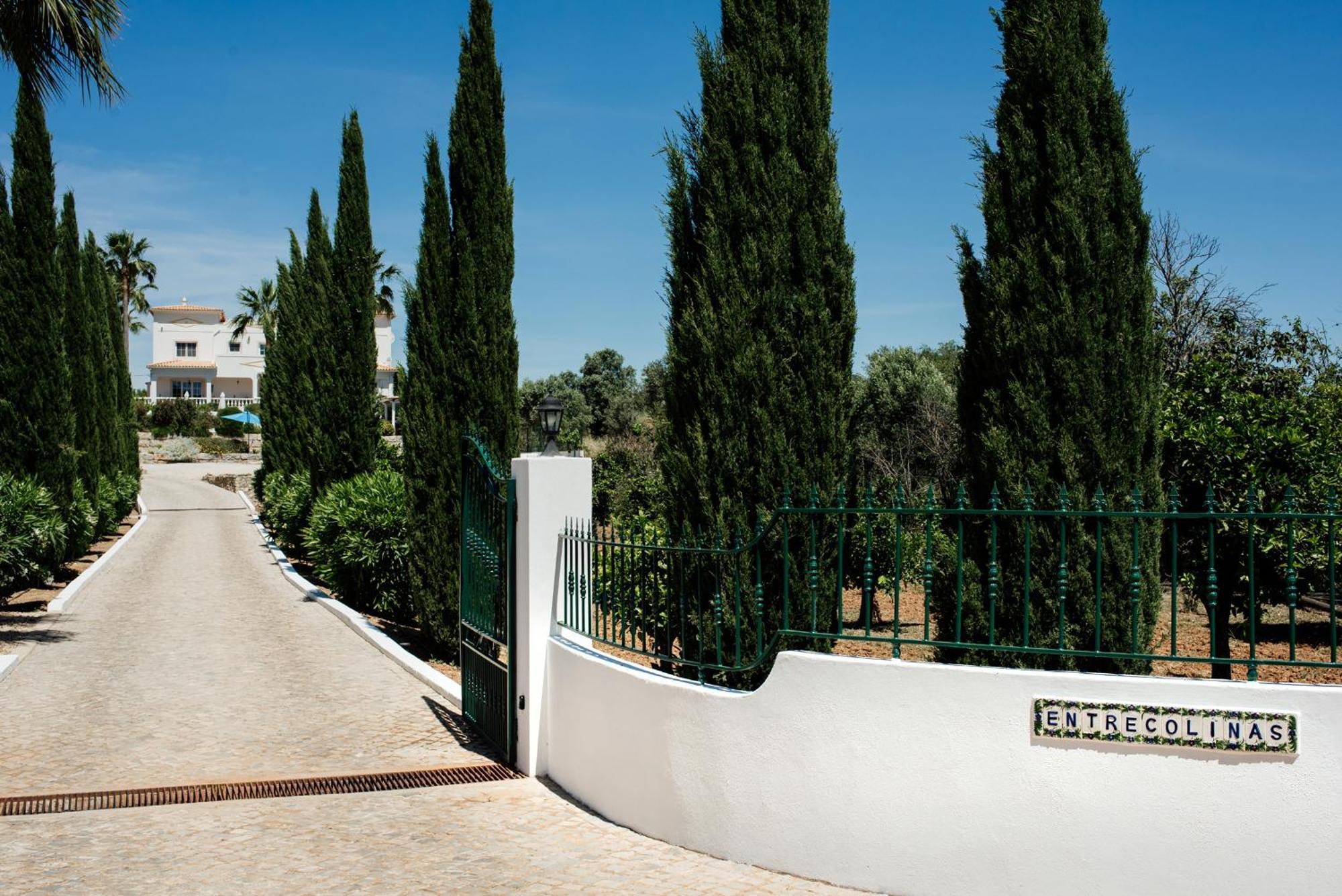 Entrecolinas Bed & Breakfast Paderne  Bagian luar foto